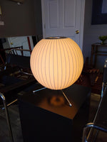 Tripod Bubble Table Lamp – Mid-Century Modern Sculptural Lighting