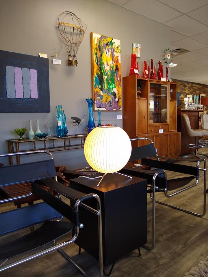 Tripod Bubble Table Lamp – Mid-Century Modern Sculptural Lighting