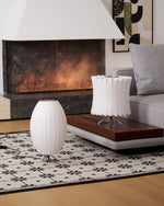 Tripod Bubble Table Lamp – Mid-Century Modern Sculptural Lighting