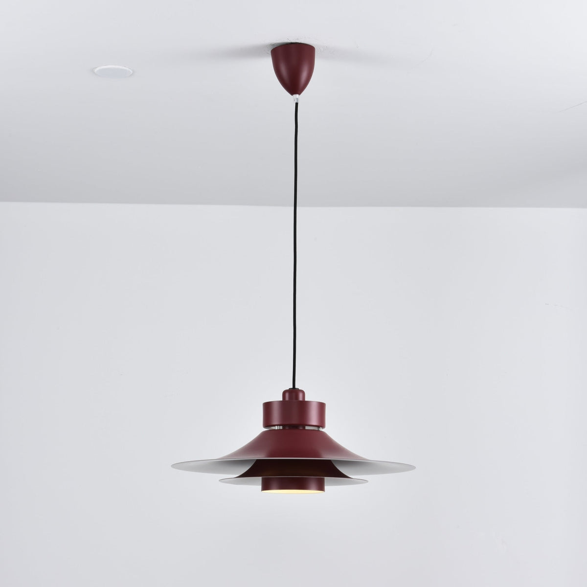 Nero Eclipse Modern Pendant Light – Matte Black Designer Ceiling Lamp