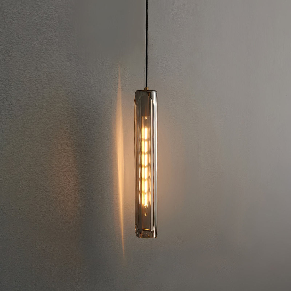 Neva 3 Minimalist Pendant Light