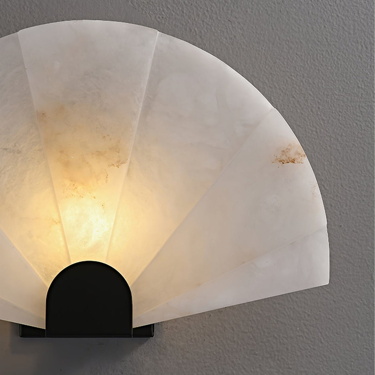 Nevora Alabaster Wall Sconce – Modern Minimalist Fan-Shaped Wall Light
