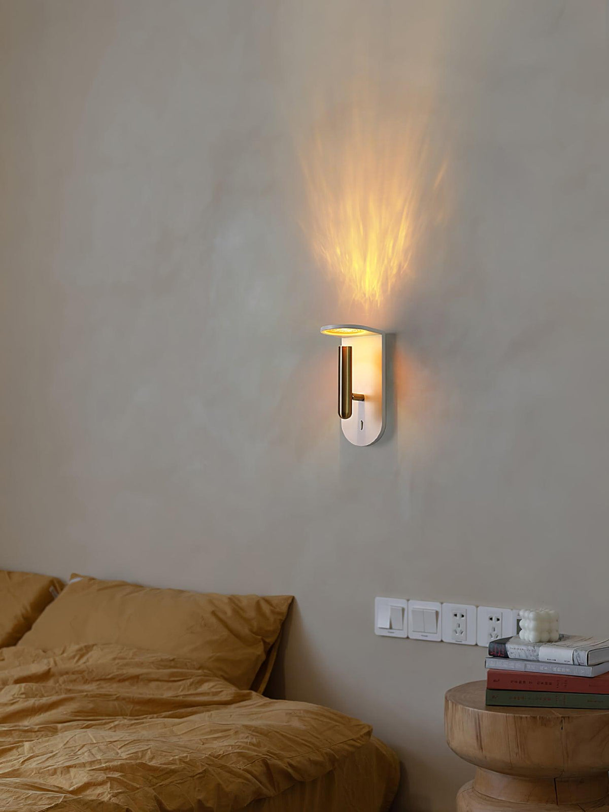 Nights Led Sconce