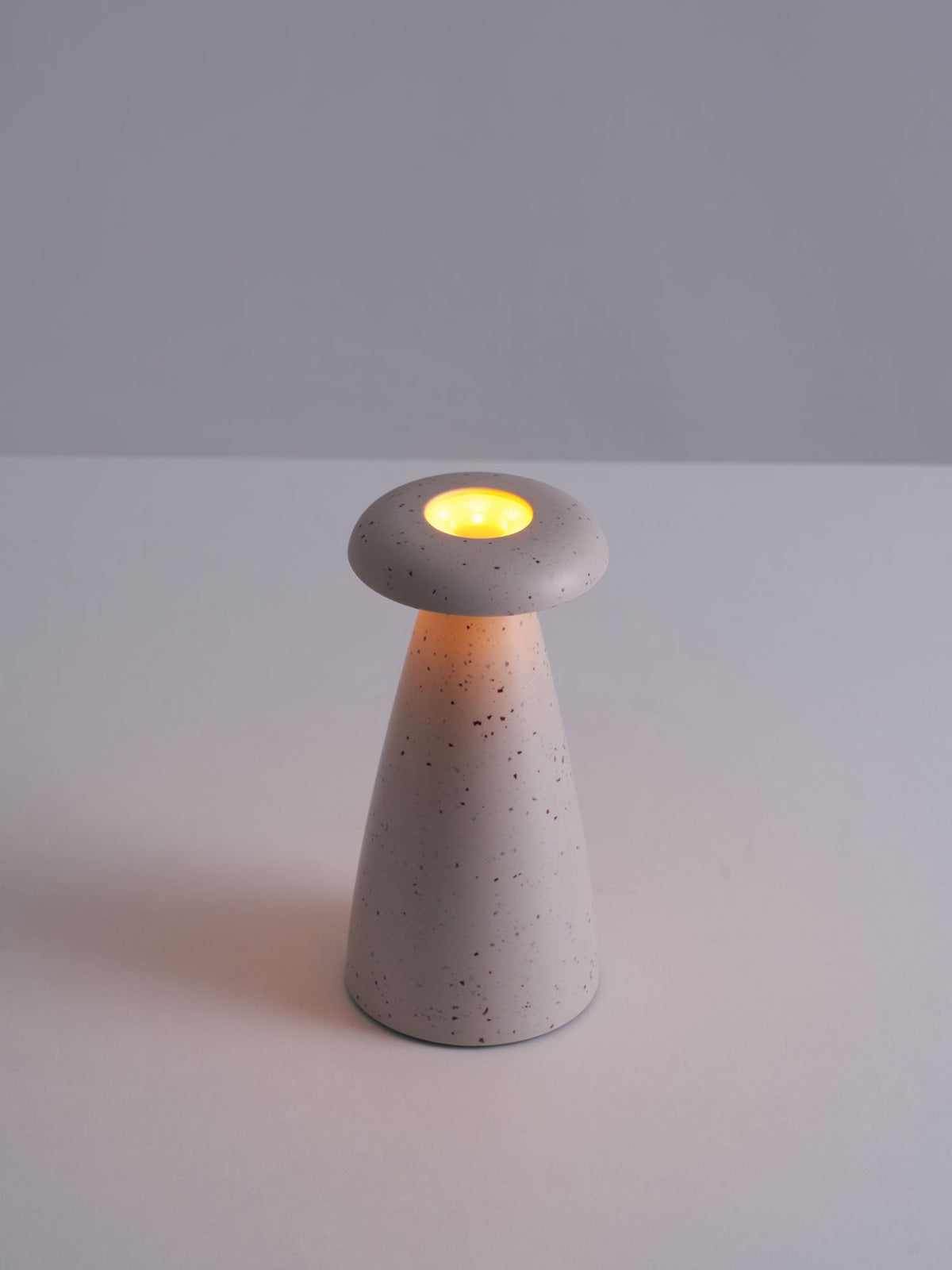 Noko Rechargeable Mushroom Table Lamp in Ceramic Finish