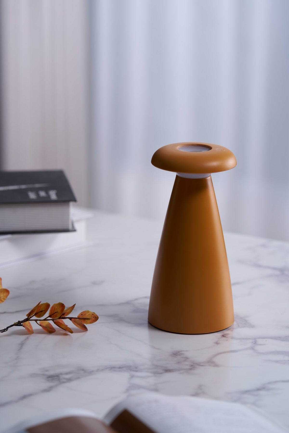 Noko Rechargeable Mushroom Table Lamp in Ceramic Finish