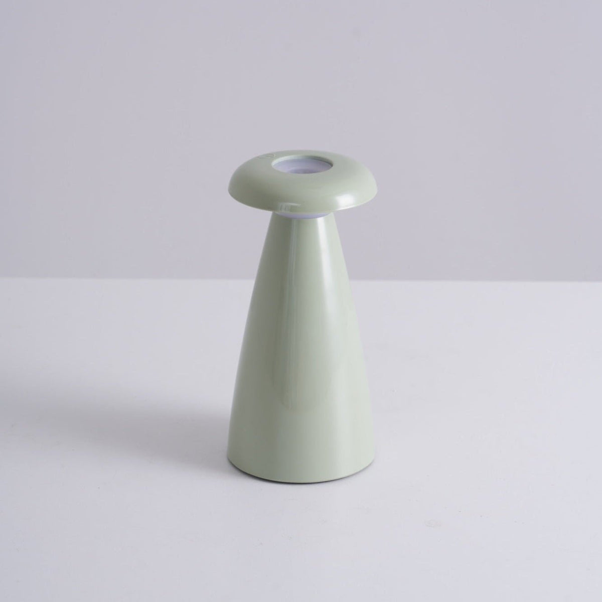 Noko Rechargeable Mushroom Table Lamp in Ceramic Finish