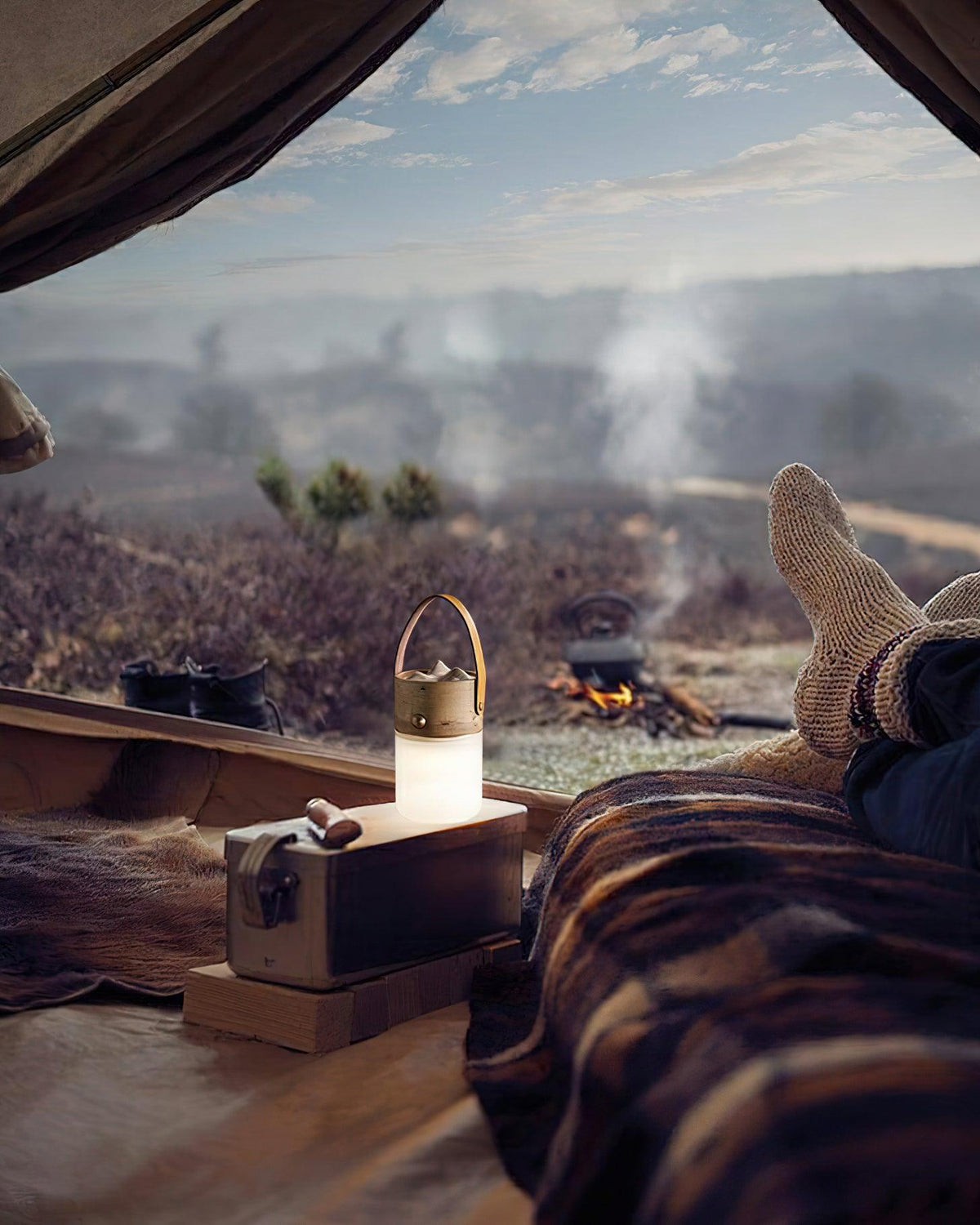 nomad-lantern-table-lamp