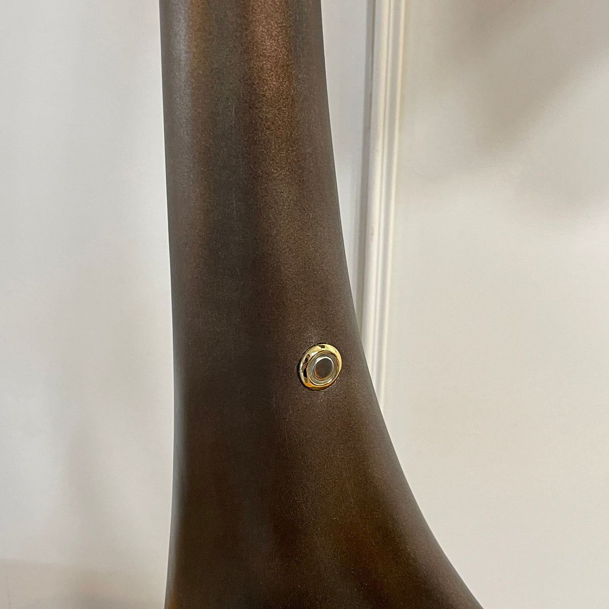 noor-grande-sculptural-floor-lamp