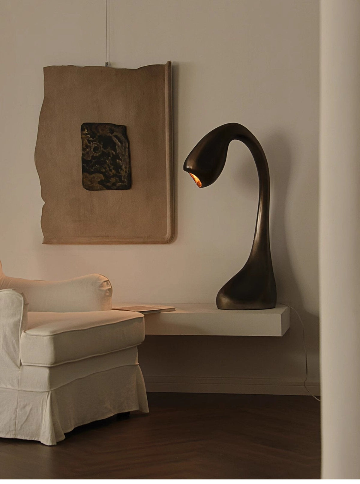 Noor Sculptural Table Lamp in Bronze – Modern Art Deco Accent Light