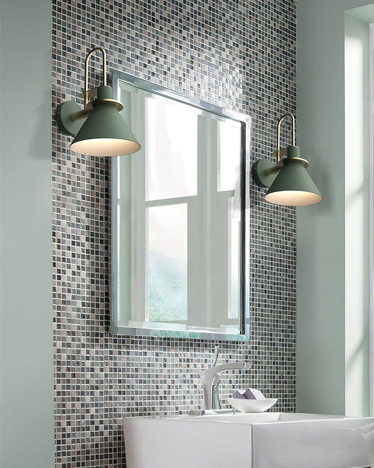 nordic-metal-wall-sconce