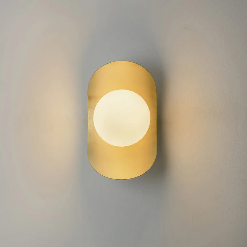 nouvel-wall-lamp