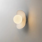 nouvel-wall-lamp