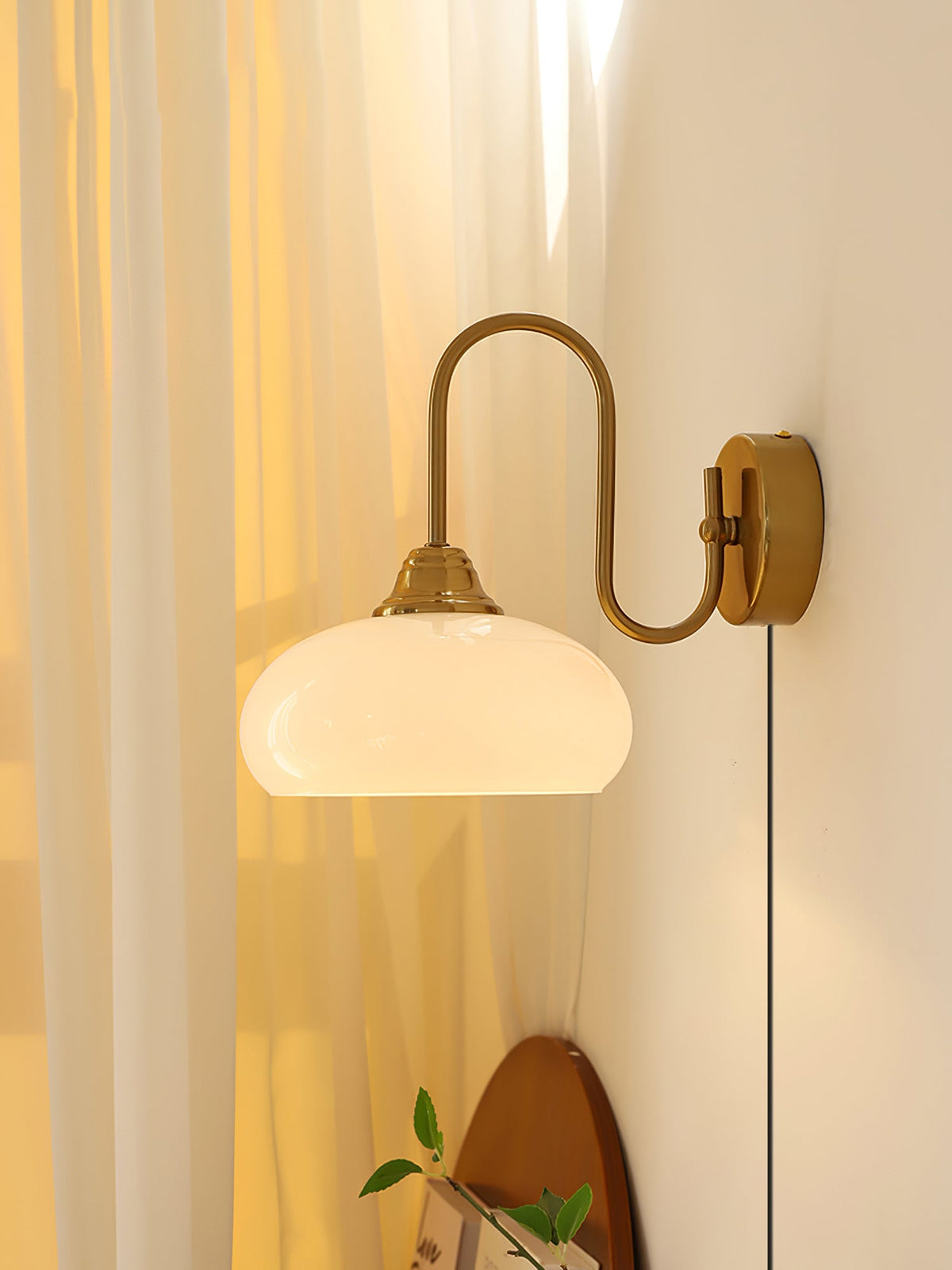 nova-glass-plug-in-wall-lamp
