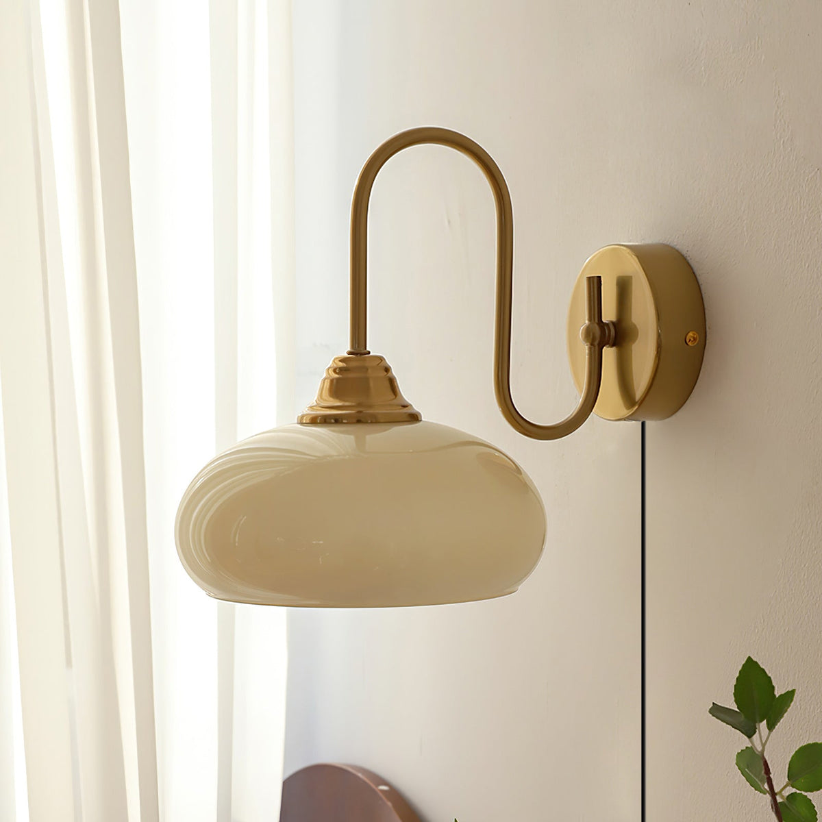 nova-glass-plug-in-wall-lamp