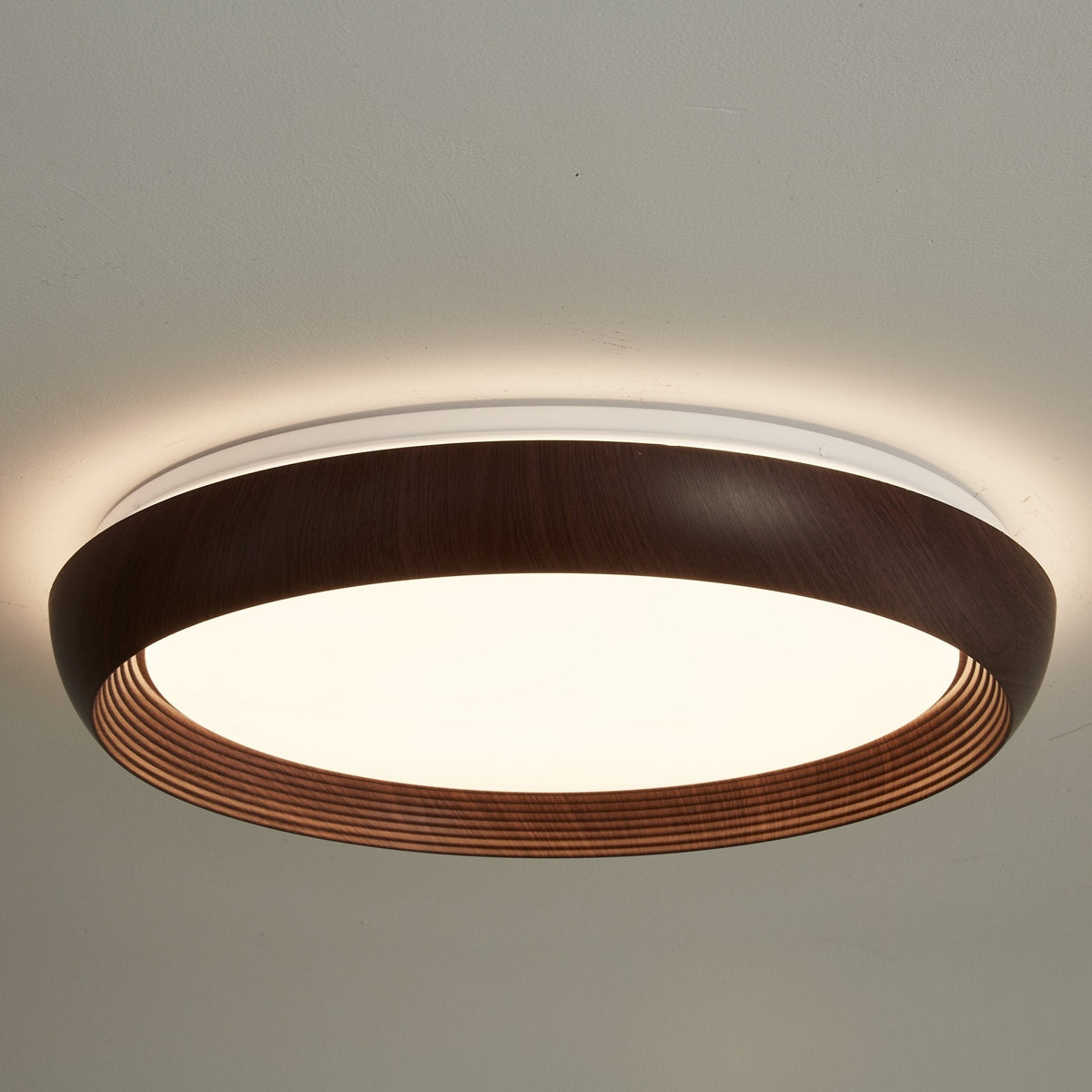 Novera Grain Ring Ceiling Light – Modern Wood Finish LED Flush Mount