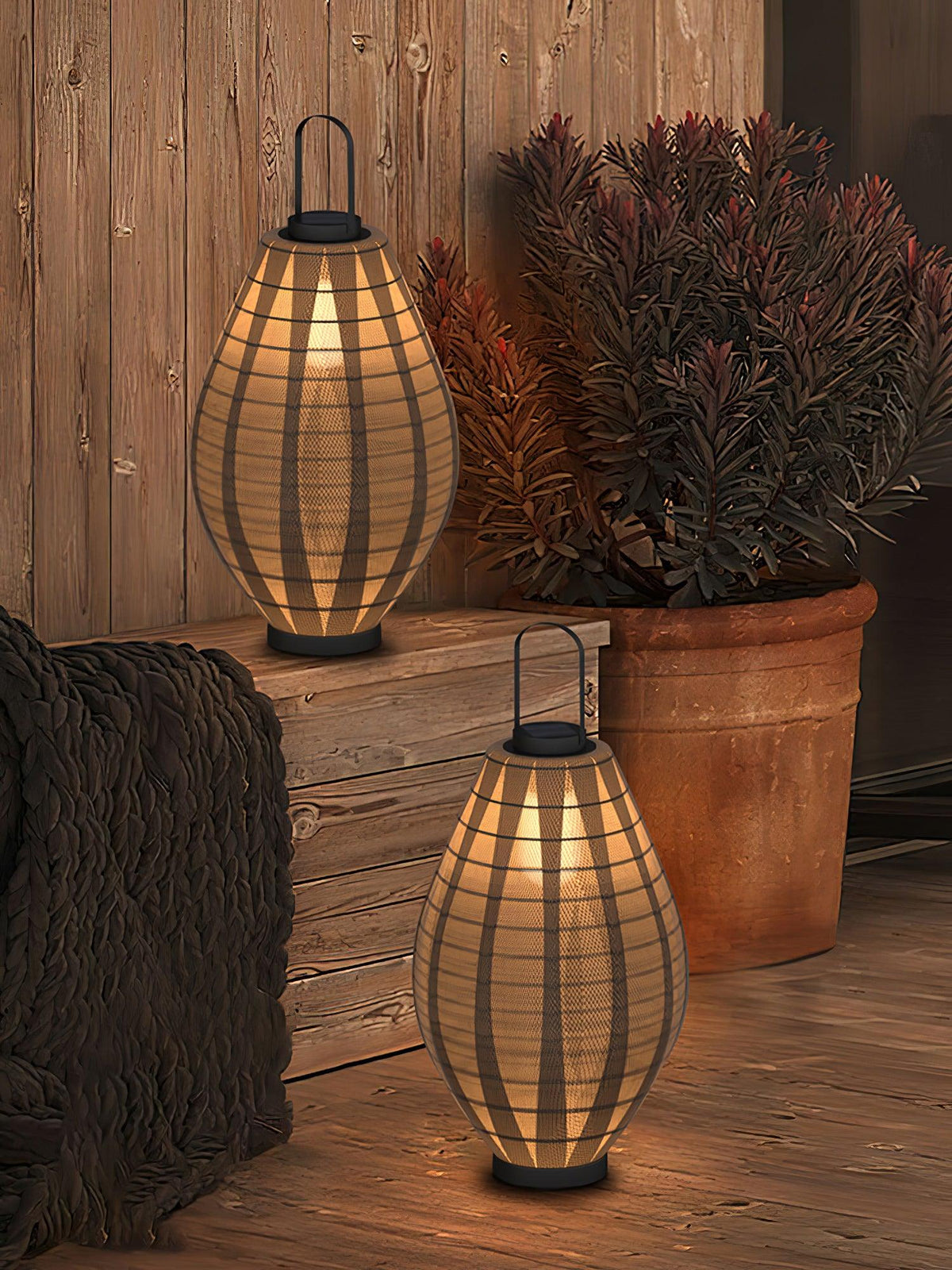 Oasis Mesh Beacon Outdoor Lamp