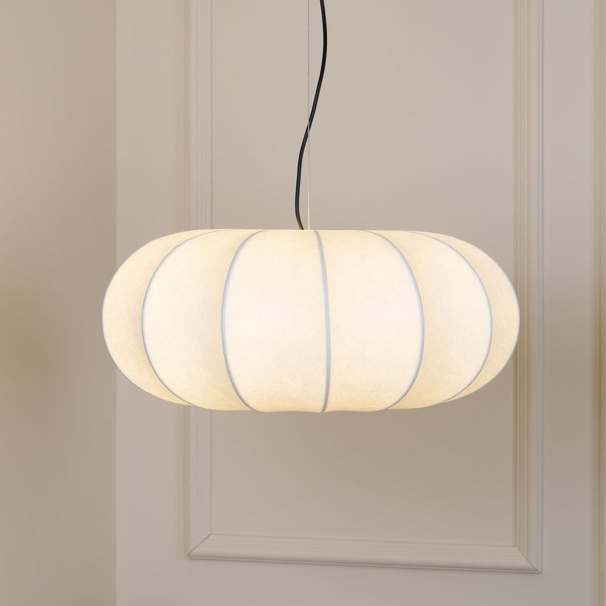 Oblate Silk Pendant Light – Modern Linen Shade Ceiling Lamp