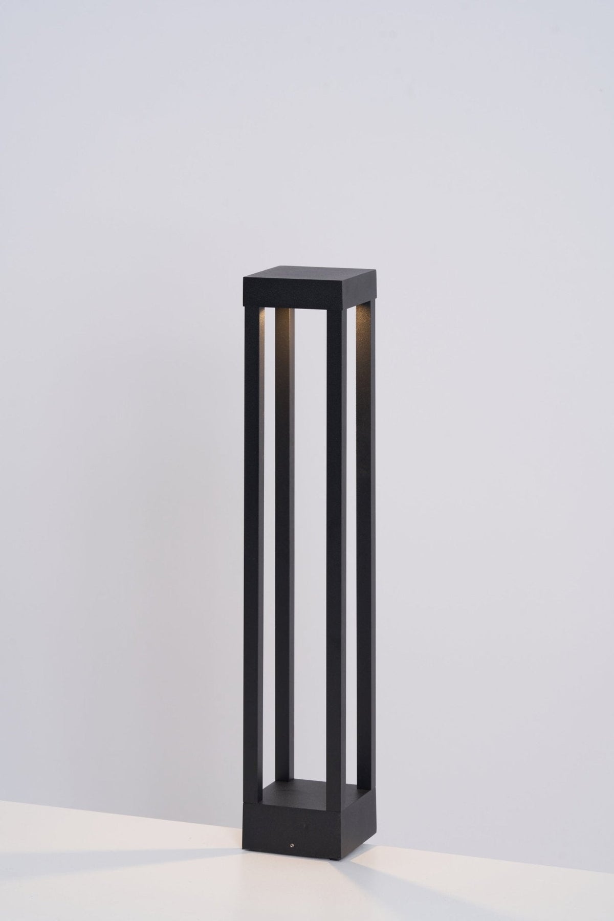 Obsidian Post Outdoor Bollard Light – Minimalist Black Aluminum LED
