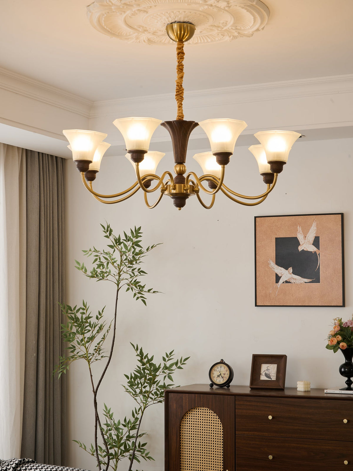 Octavia Modern Wood and Glass Chandelier, Eight-Light Gold Accent Pendant for Dining Room and Living Room
