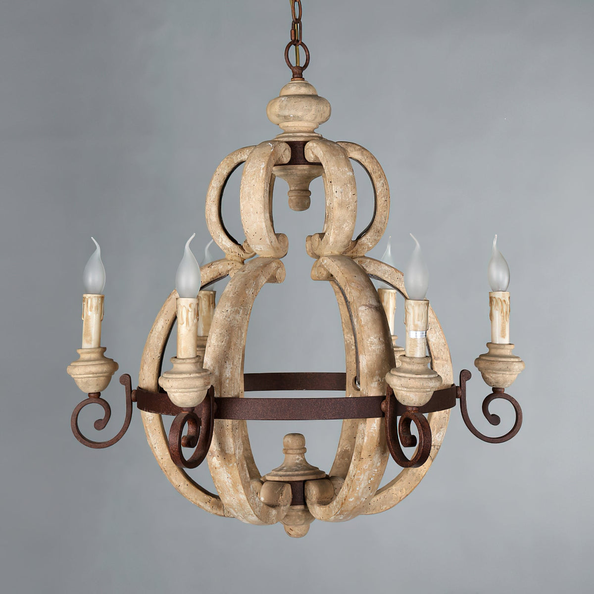 odum-traditional-chandelier