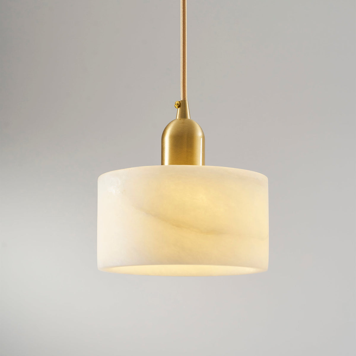 Odyssey Alabaster Pendant Light – Natural Stone & Brass Modern Hanging Lamp