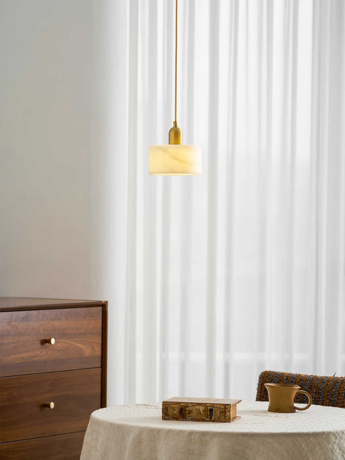 Odyssey Alabaster Pendant Light – Natural Stone & Brass Modern Hanging Lamp