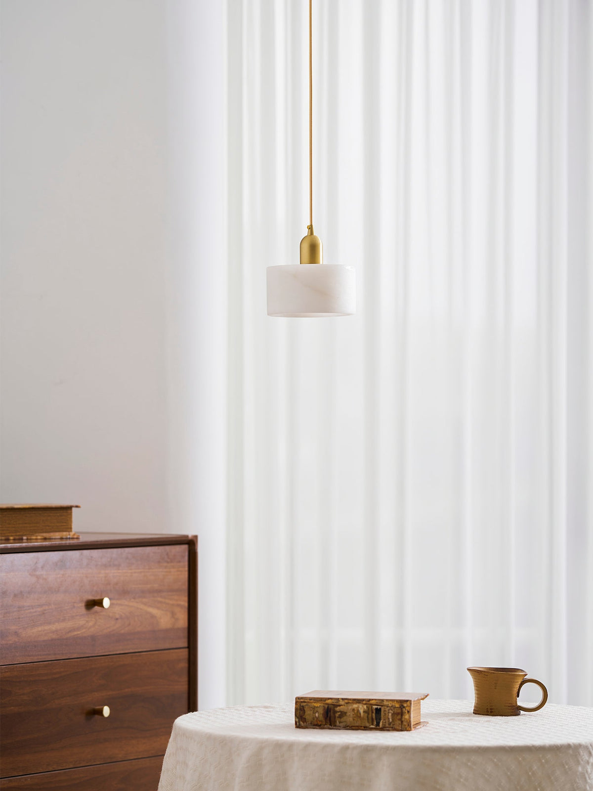 Odyssey Alabaster Pendant Light – Natural Stone & Brass Modern Hanging Lamp