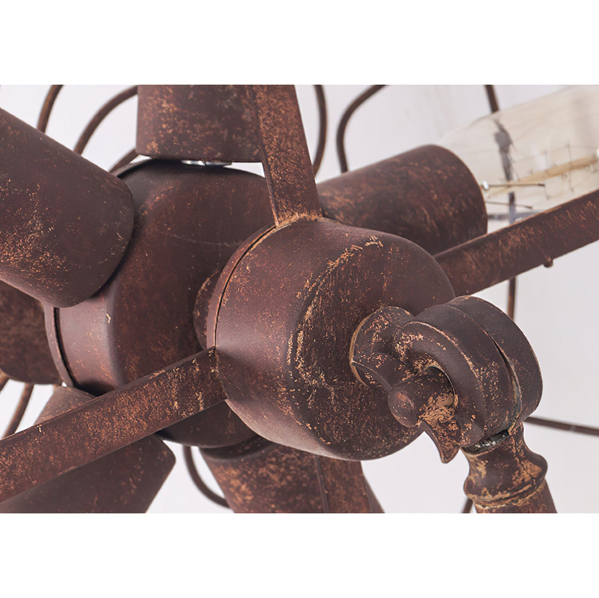 old-style-fan-table-lamp