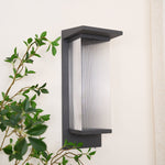 Oleron Box Outdoor Solar Wall Lamp