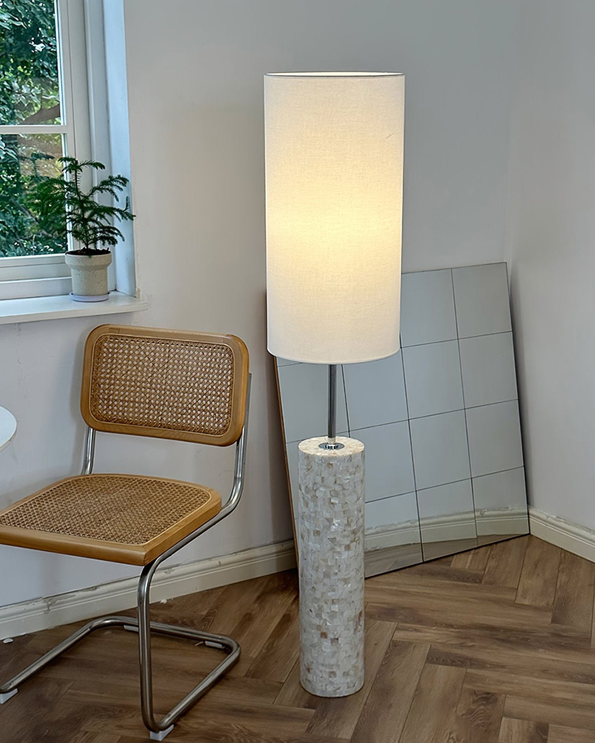 Ollie Floor Lamp
