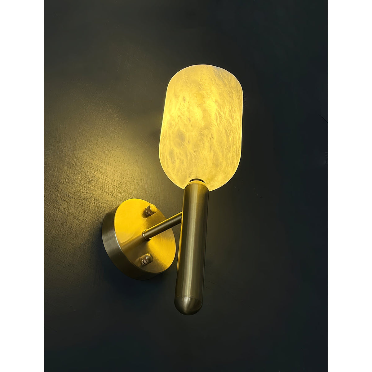 omo-wall-lamp