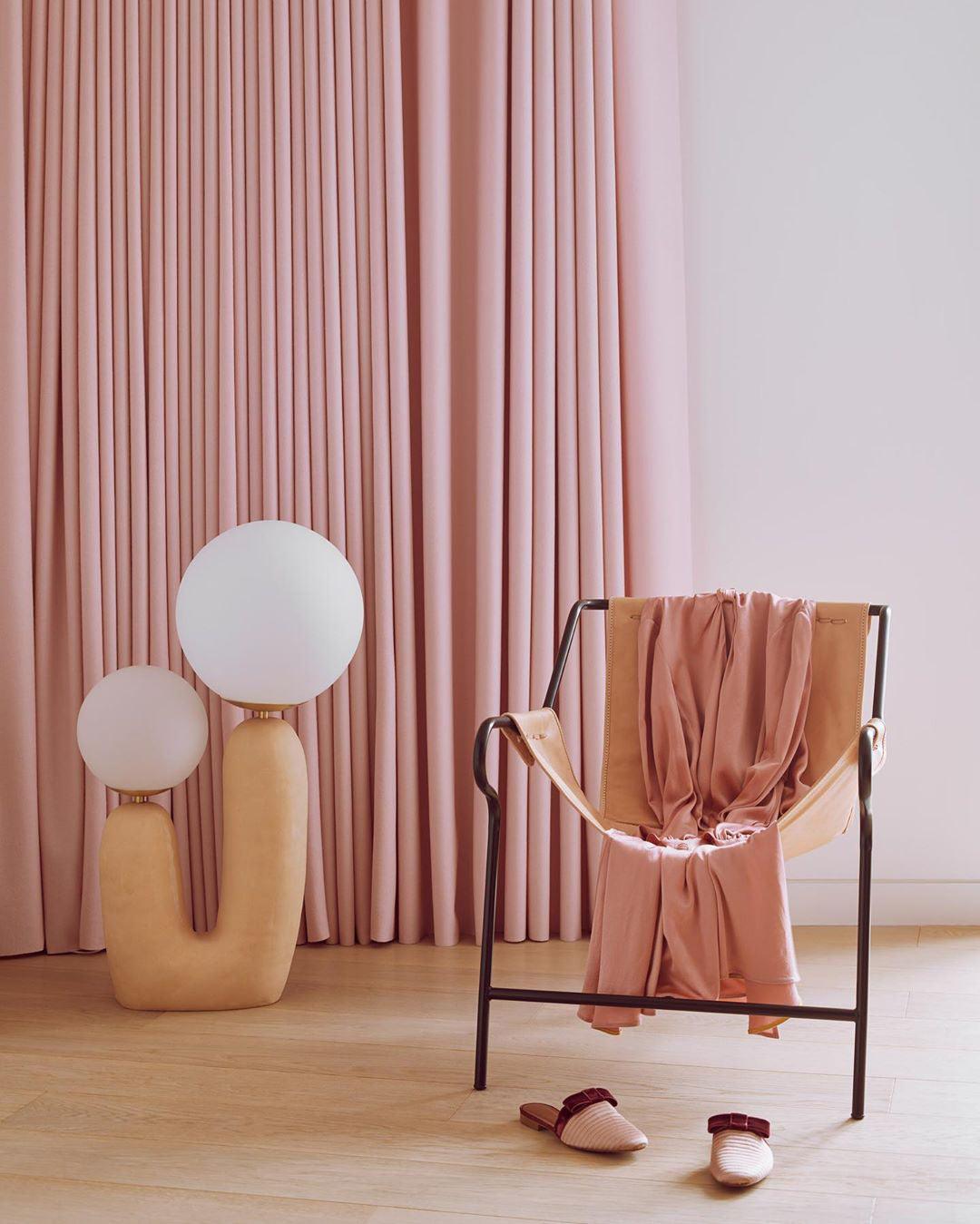 Oo_Smooth_Table_Lamp