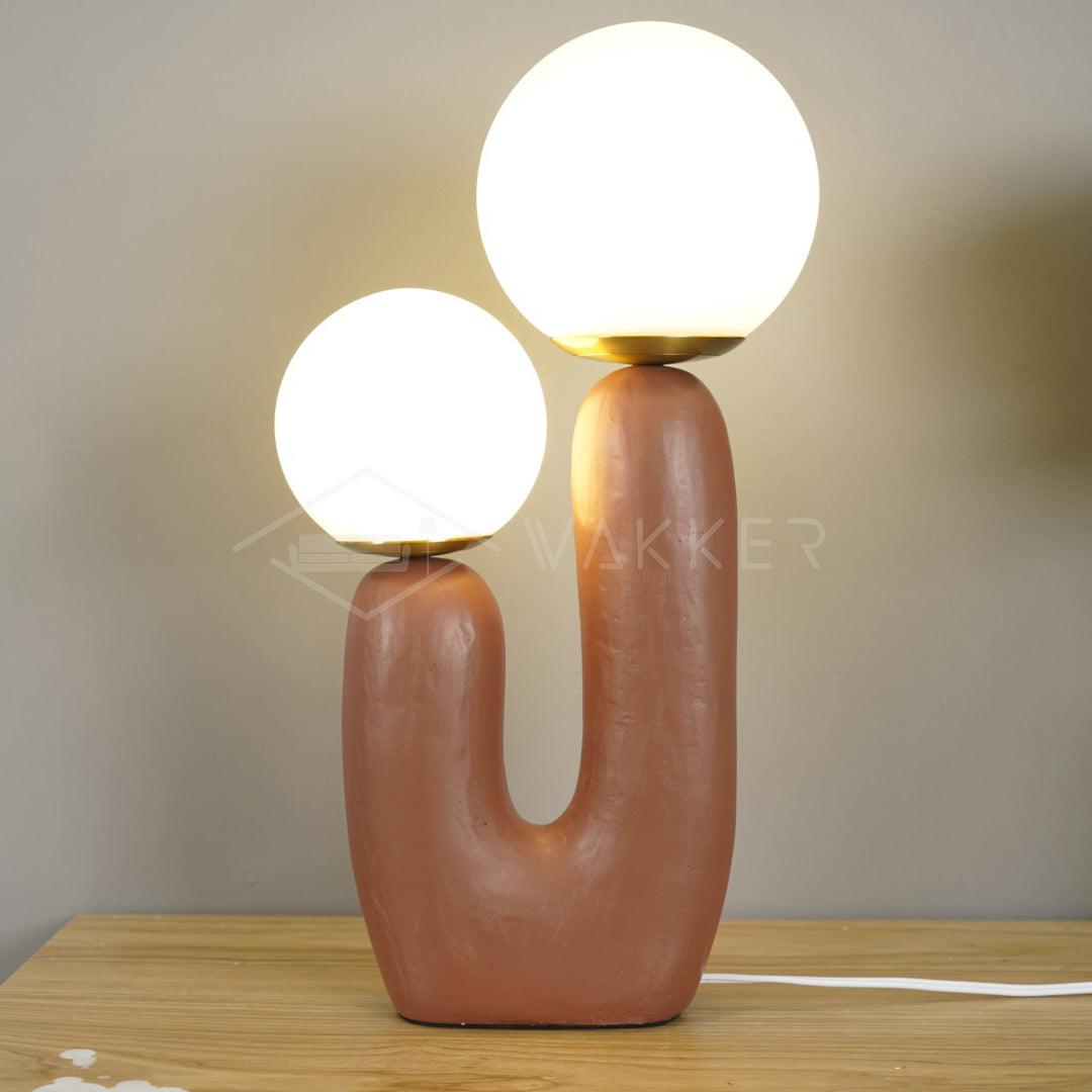 Oo_Rough_Table_Lamp