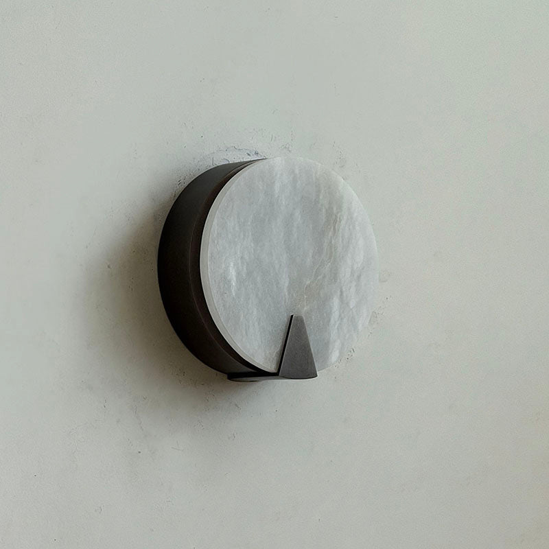ophelia-alabaster-round-sconce