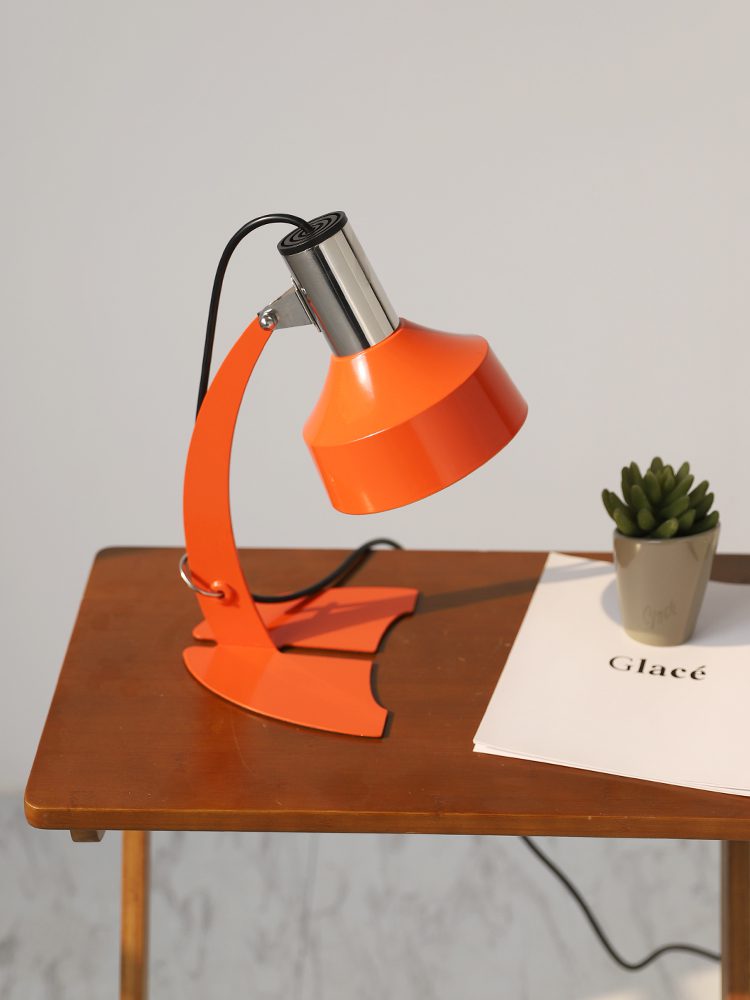 Orange Daffy Table Lamp