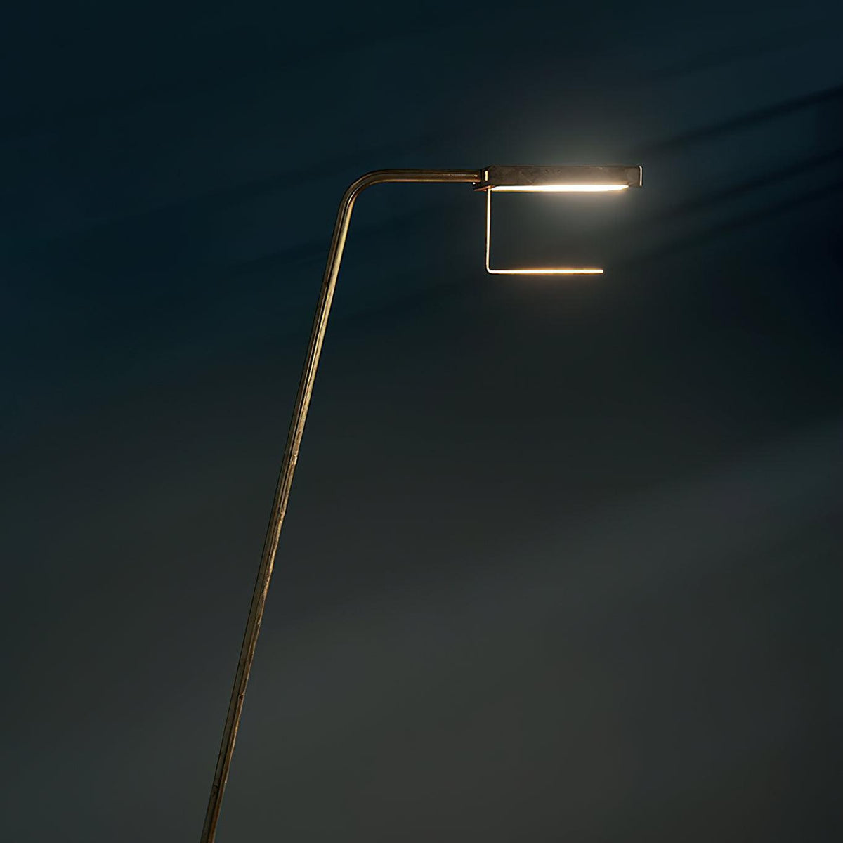 orion-floor-lamp