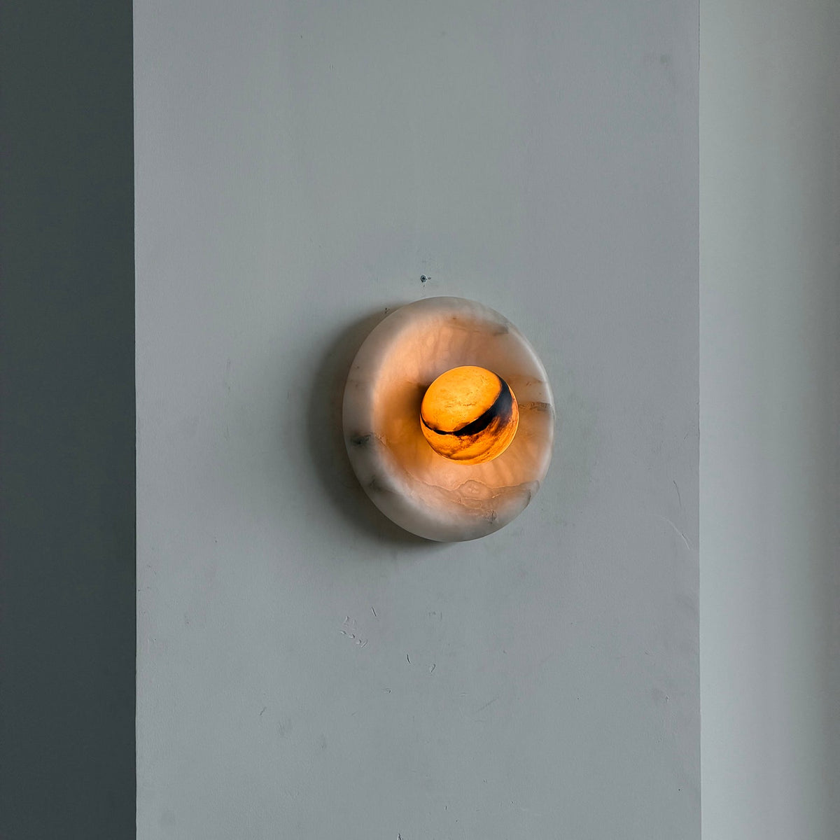 orli-alabaster-wall-lamp
