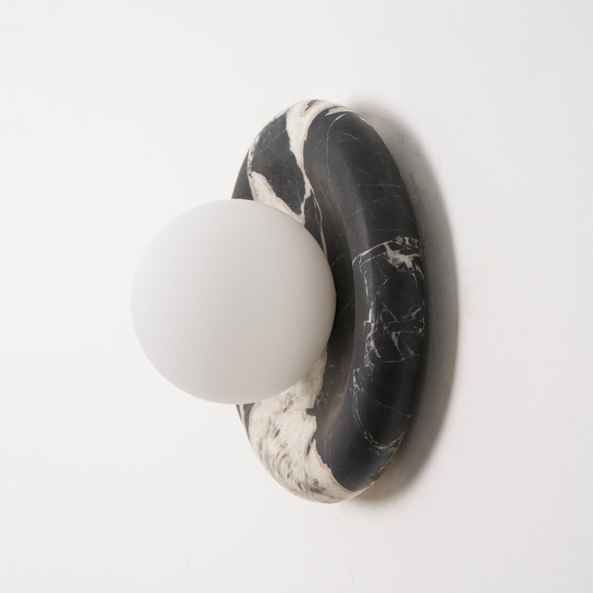 orli-black-marble-sconce