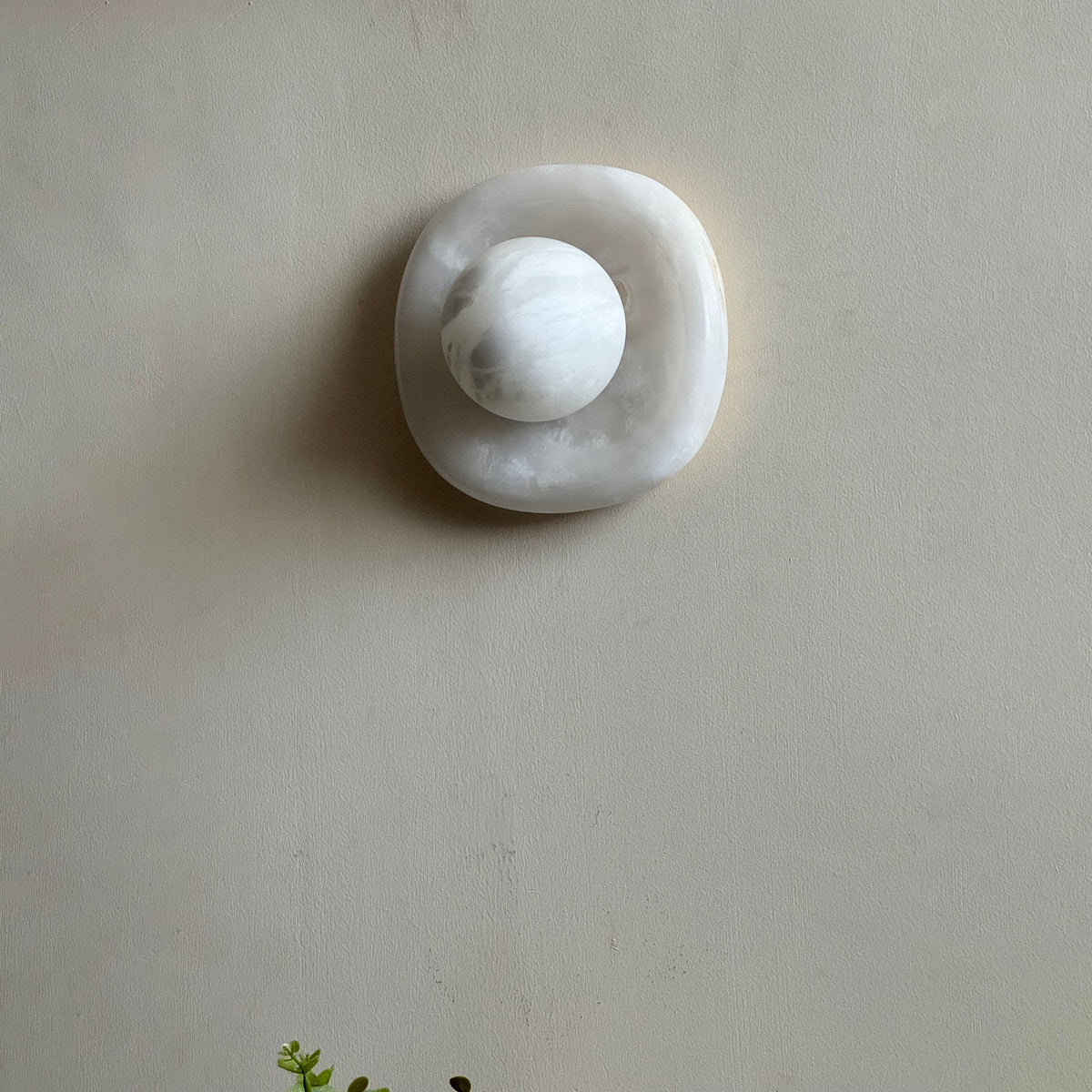 orli-square-wall-lamp