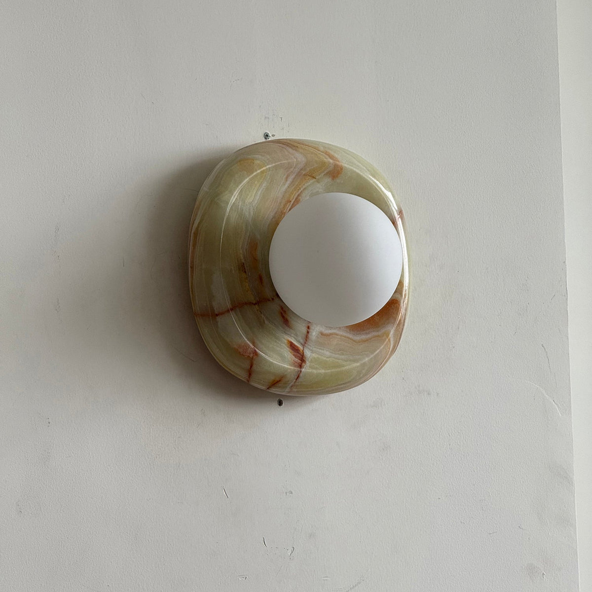 orli-square-wall-lamp