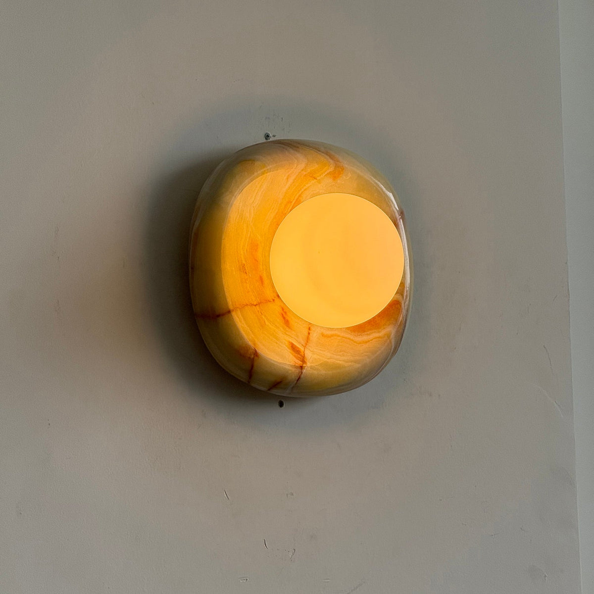 orli-square-wall-lamp