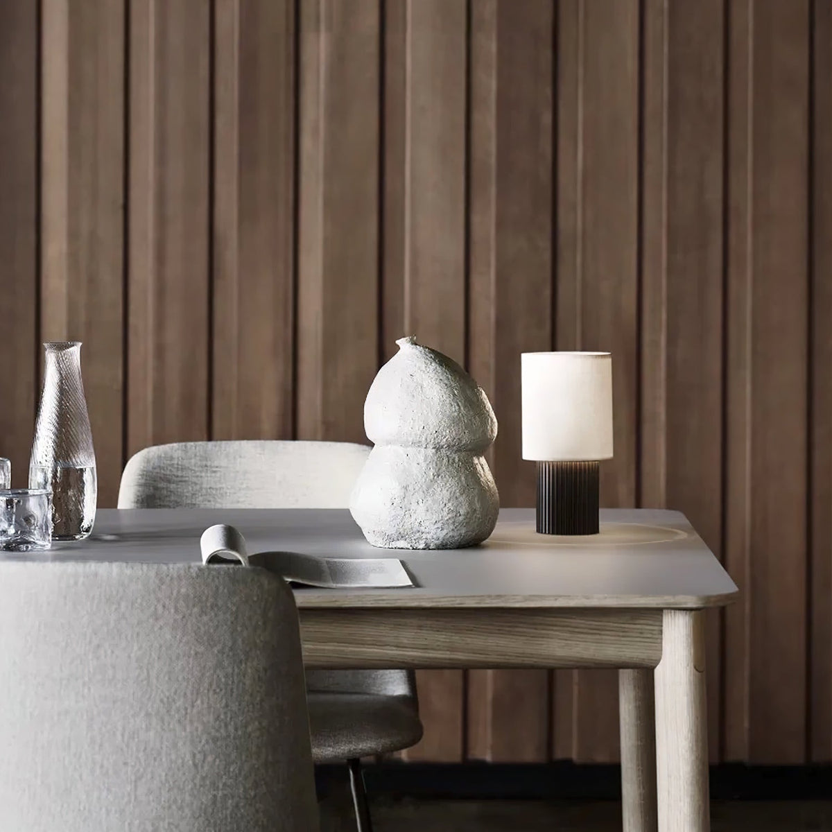 Orlo Ribbed Table Lamp – Modern Minimalist LED Desk Light for Bedroom & Living Room
