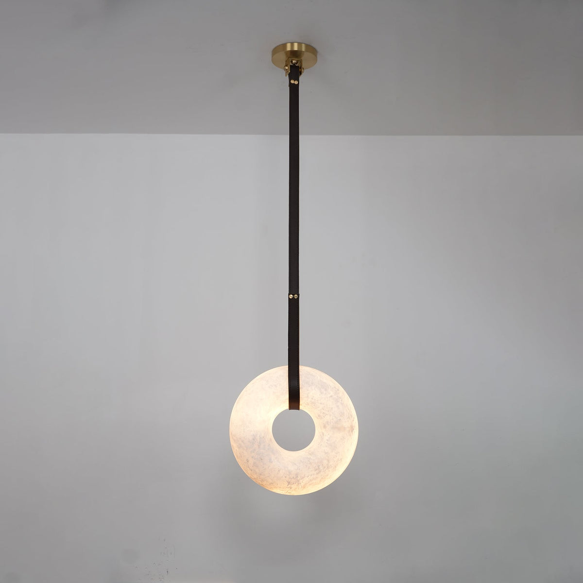 oslo-alabaster-pendant-lamp