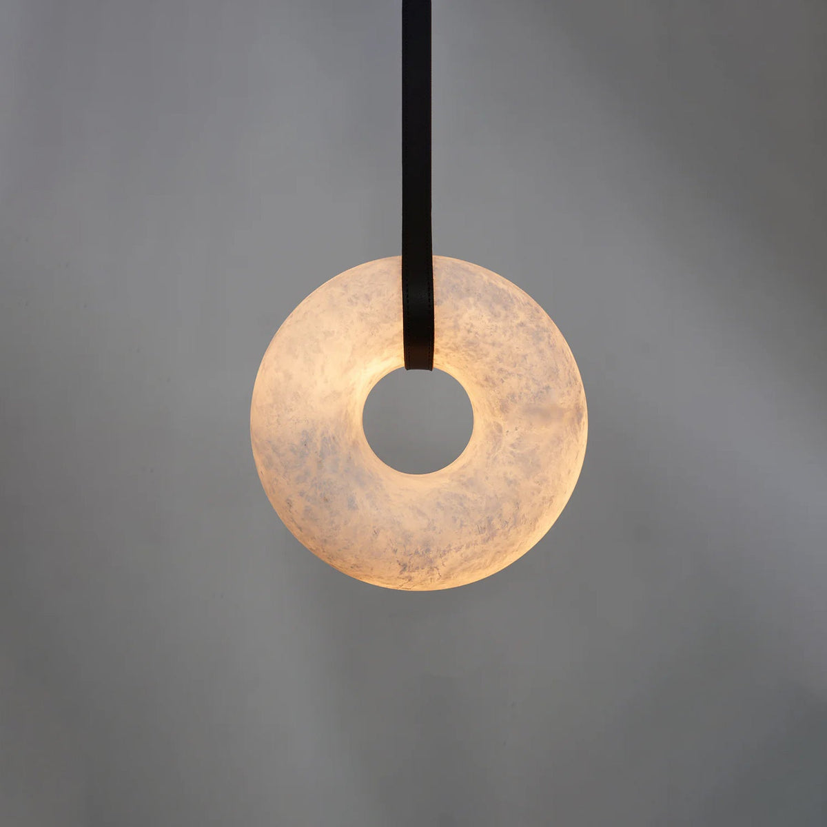 oslo-alabaster-pendant-lamp