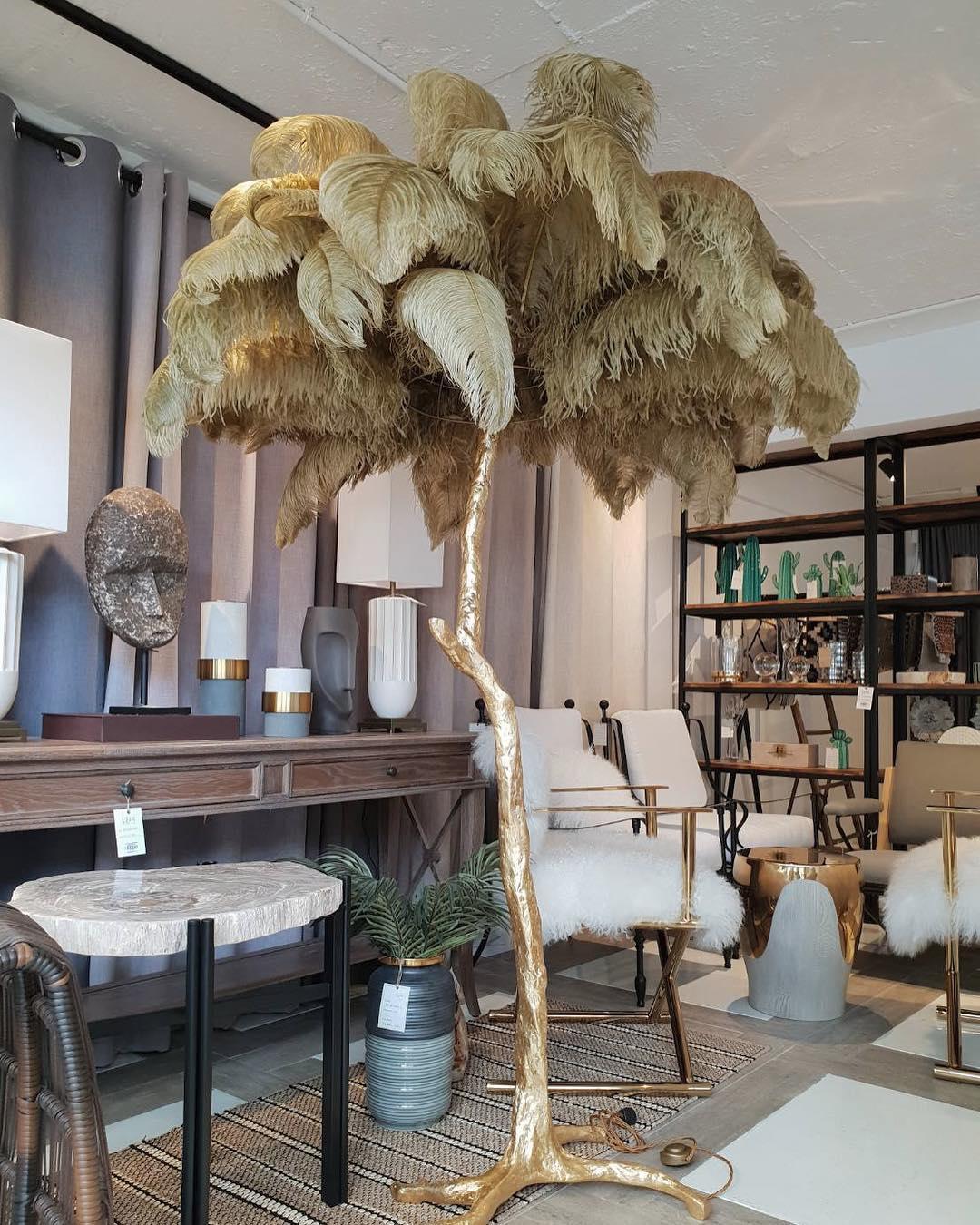 ostrich-feather-floor-light