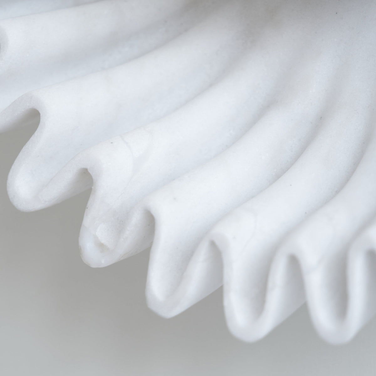 ostro-marble-wall-lamp