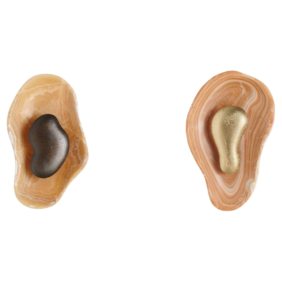 oyster-hammered-onyx-sconce