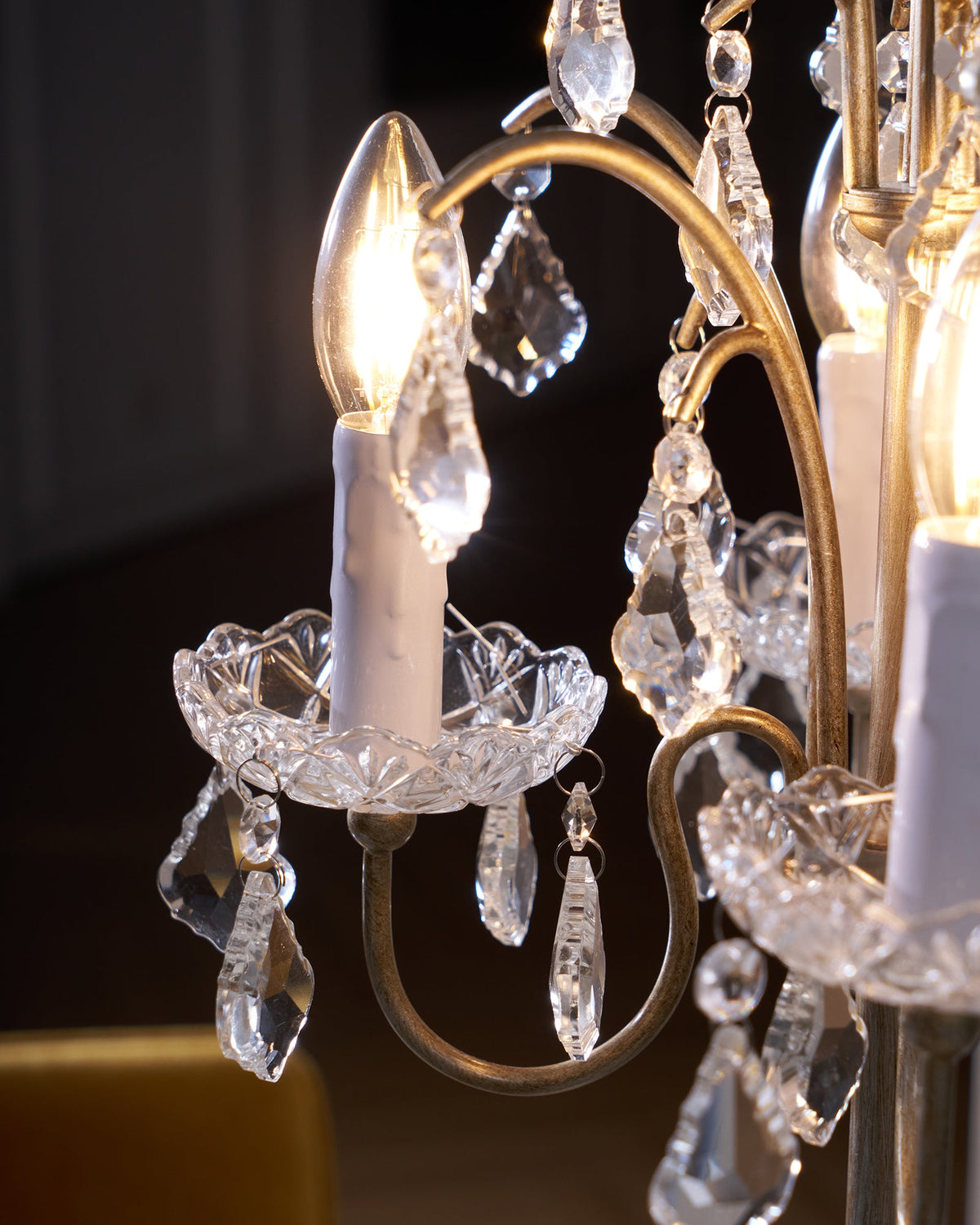 palais-crystal-table-lamp
