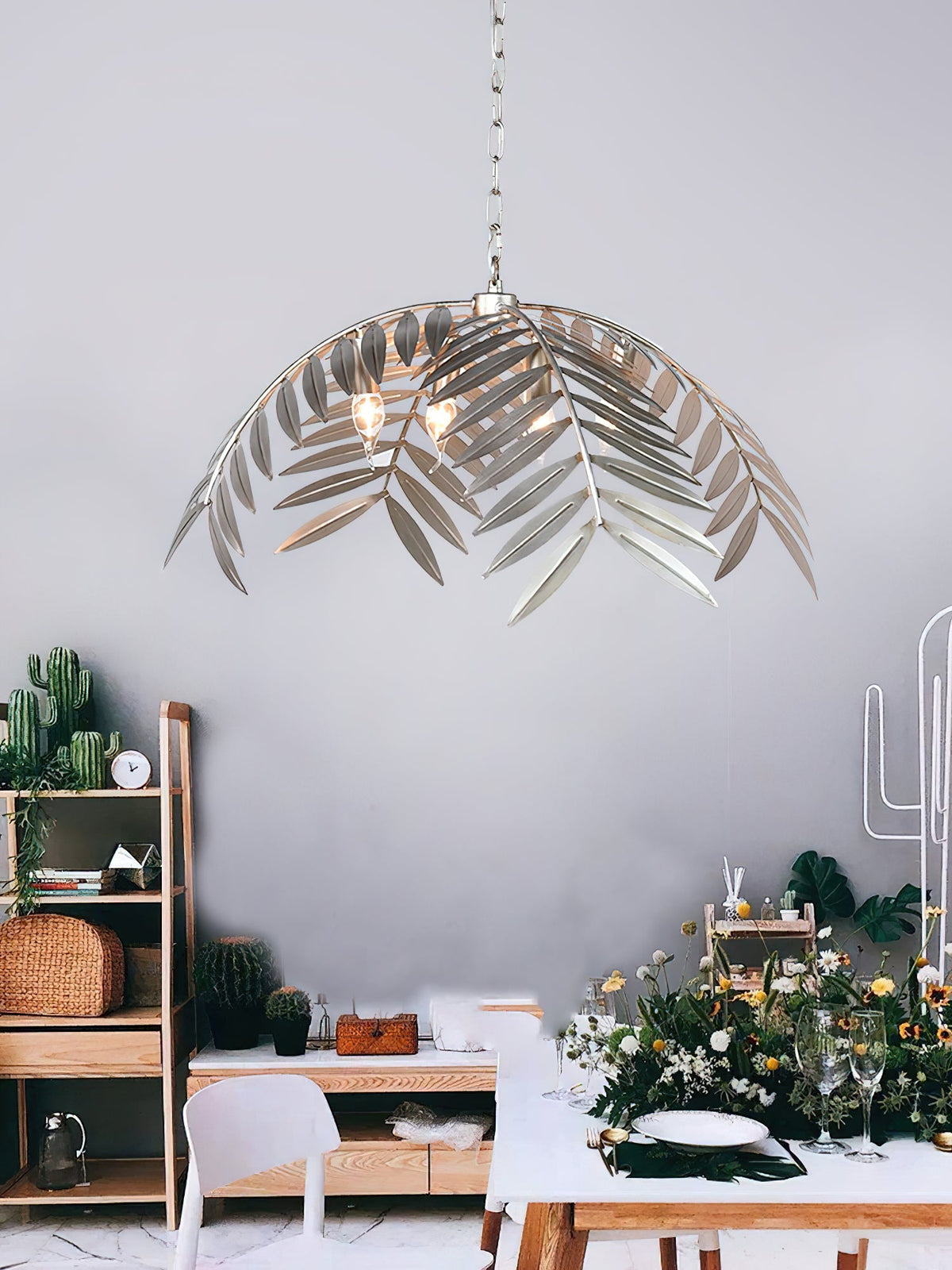 palm-pendant-light