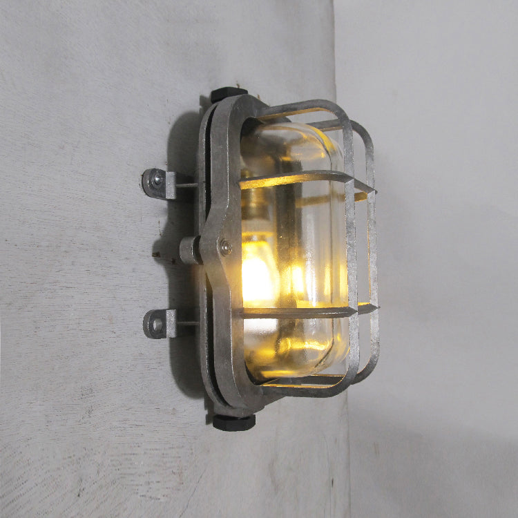 hamilton-wall-light
